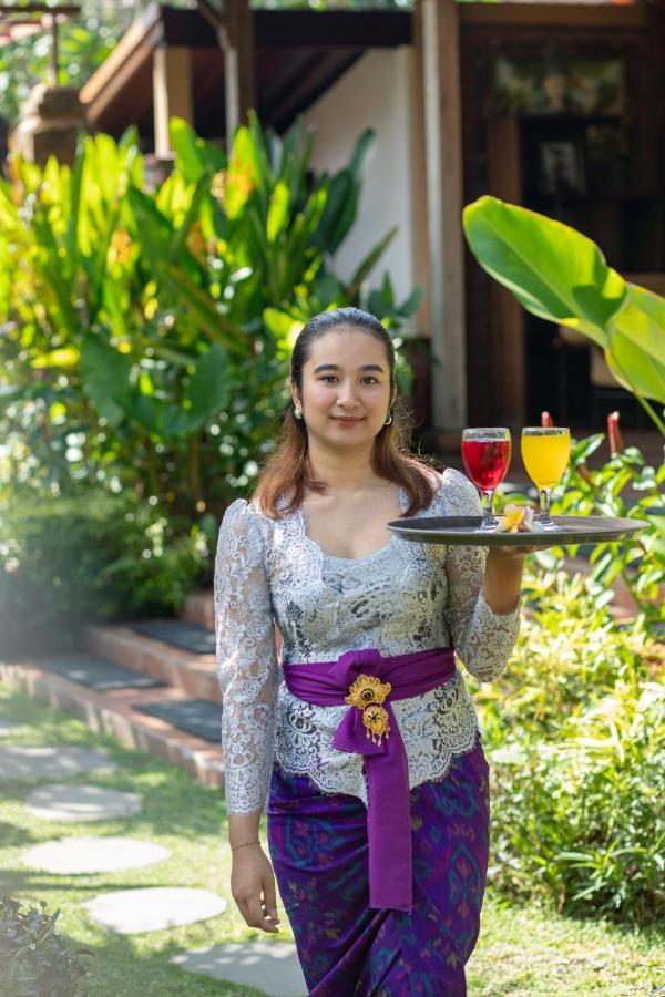 Mahe Garden Inn And Villas By Kamara Kuta Lombok Exterior foto