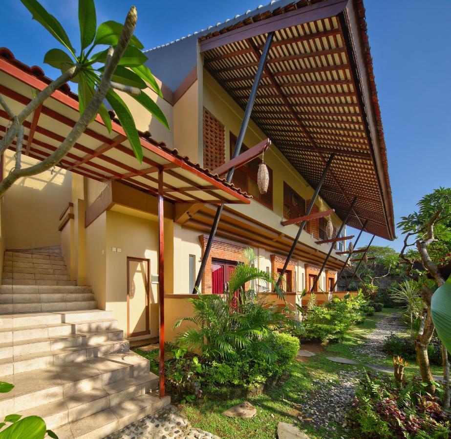 Mahe Garden Inn And Villas By Kamara Kuta Lombok Exterior foto